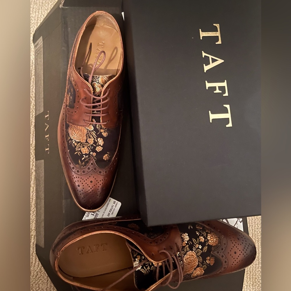 Gently worn Taft shoes